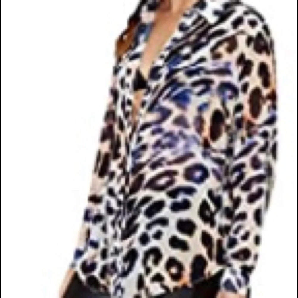 Blue black white cheetah blouse - Picture 1 of 1